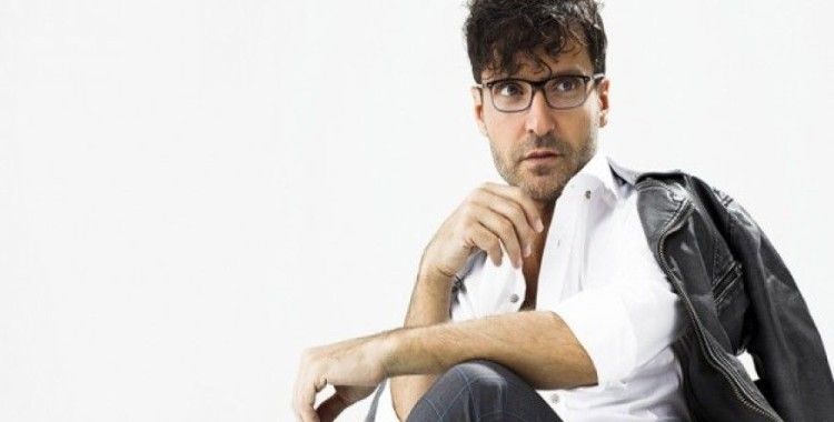 Sinan Özen yeni albüm için yeni imaj yaptı