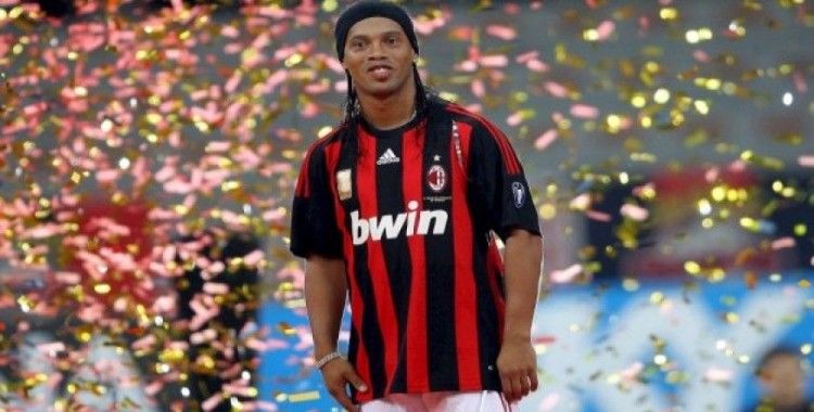 Ronaldinho'dan Chapecoense'ye jest