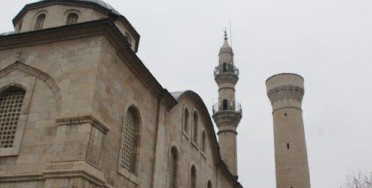 Malatya beş camisiz minaresinden birini kaybetti