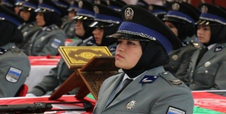 Sivas'ta 250 Afgan kadın polis mezun oldu