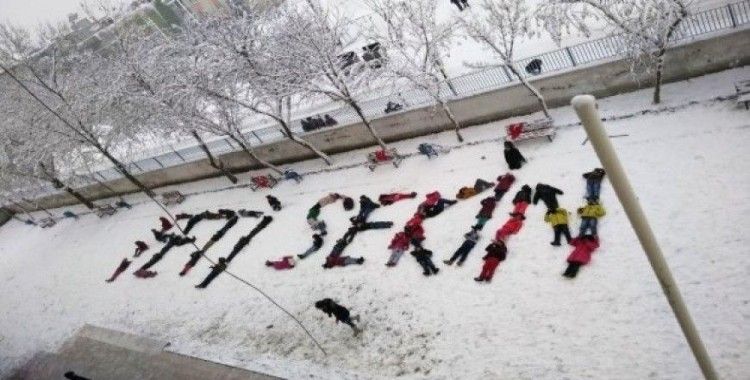 Şehit Fethi Sekin'in adını karlara yazdılar