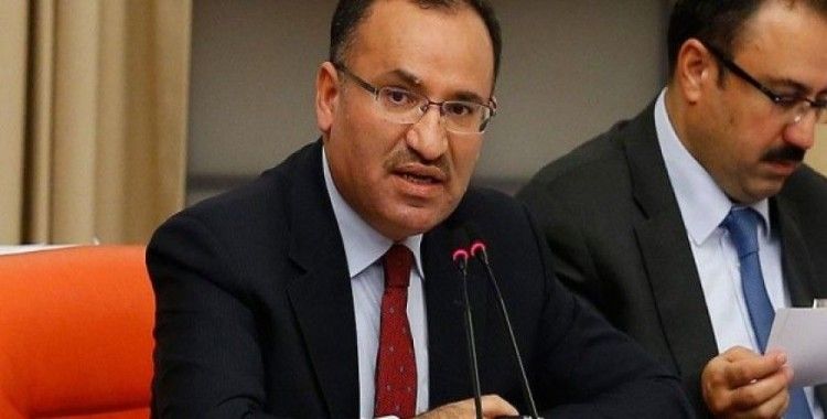 Adalet Bakanı Bozdağ: Cumhuriyetin niteliklerini değiştiren bir madde yok