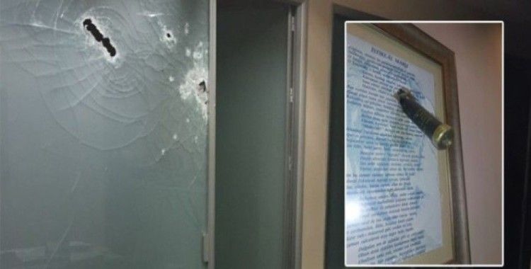 AK Parti İstanbul il binasına lav silahıyla saldırı