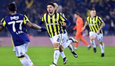 Liderin 26 maçlık serisine Fenerbahçe son verdi