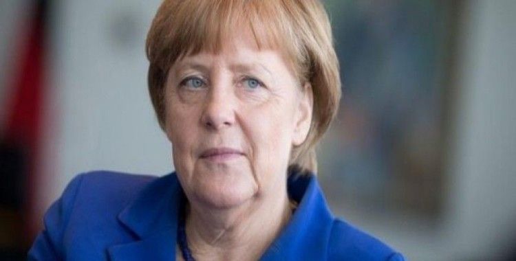 Merkel, İslam terörizmin kaynağı değildir 