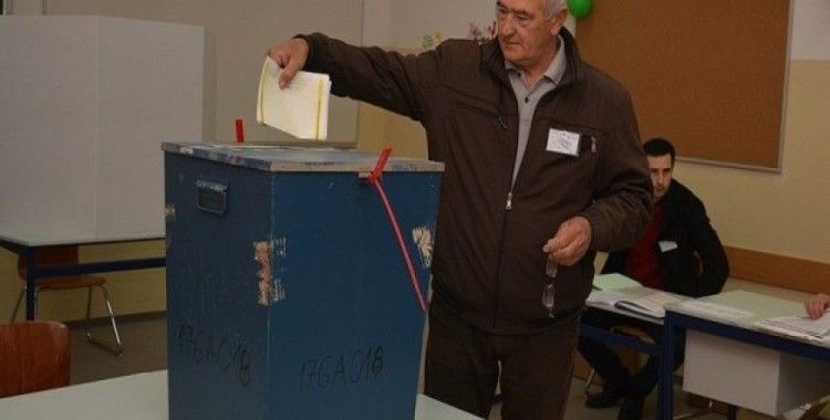 Bosna Hersek'te seçmenler yeniden sandık başında