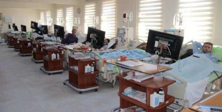Elazığ'da Asker Hastanesi halkın hastanesi oldu