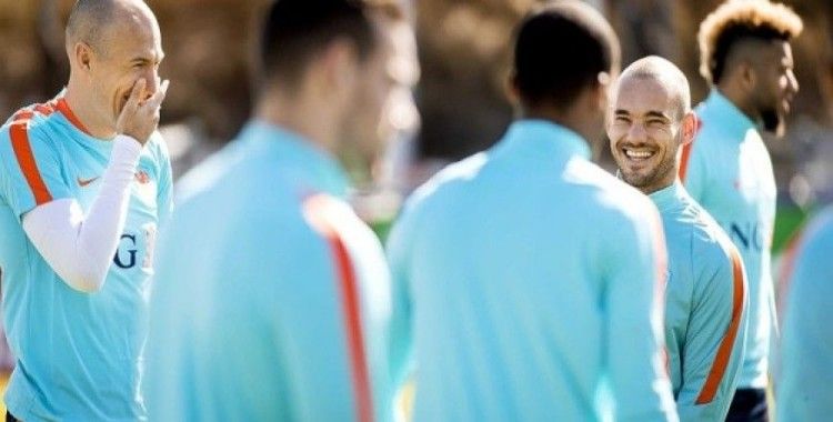 Sneijder'den Türkiye açıklaması