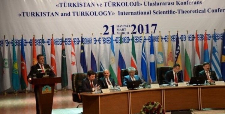 Türkistan ve Türkoloji Sempozyumu düzenlendi