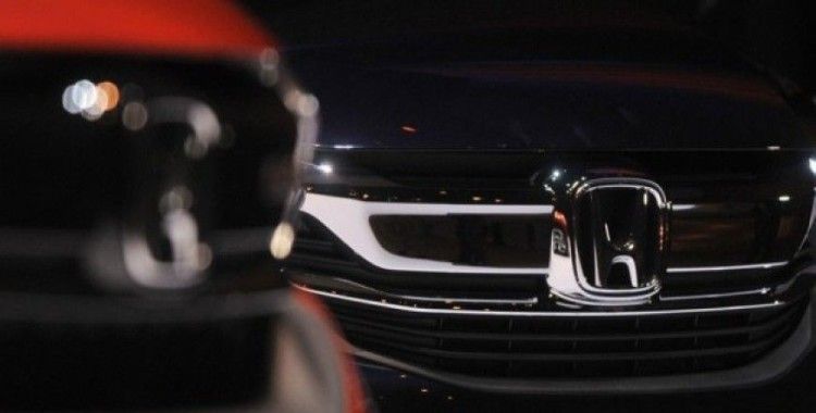 Endonezya'daki 172 bin 874 aracını geri çağırdı