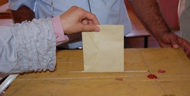 KKTC sandık başında