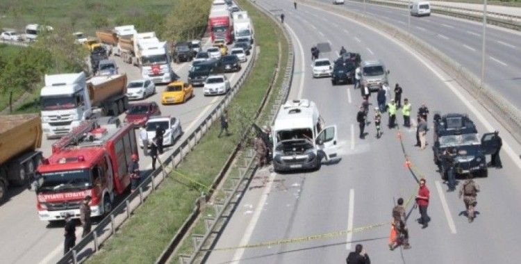 İstanbul'da servis minibüsünde patlama