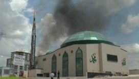 Cuma namazı öncesi camide yangın