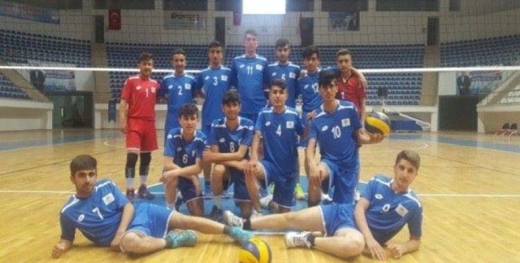 Hakkarili voleybolcular Türkiye finallerinde