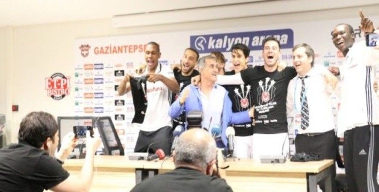  Beşiktaşlı oyunculardan Şenol Güneş’e sürpriz