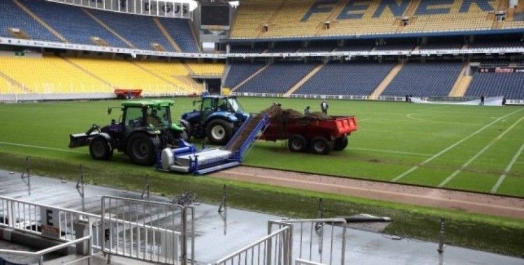 Ülker Stadyumu'nun çimleri yenileniyor