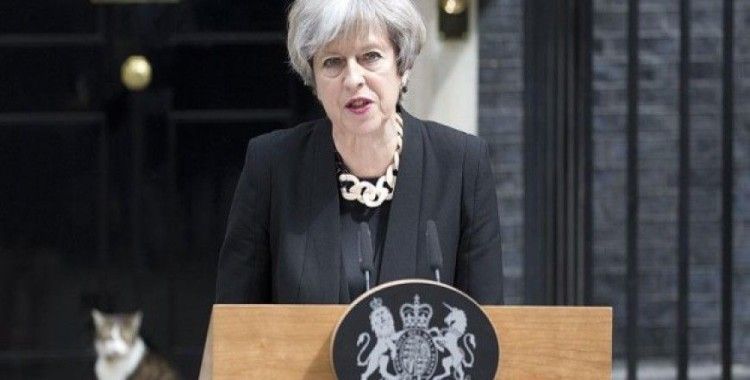 İngiltere Başbakanı May: Saldırılar arasında bağlantı yok ancak yeni bir trend