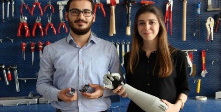 Genç mühendislerden TÜBİTAK destekli biyonik kol projesi