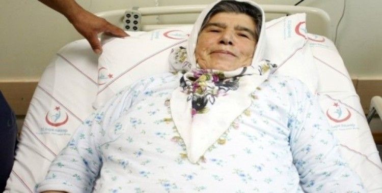 Kanser hastası kadın robotik cerrahi ameliyatıyla sağlığına kavuştu
