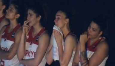 Kadın basketbolcuları gözyaşlarına boğan sürpriz