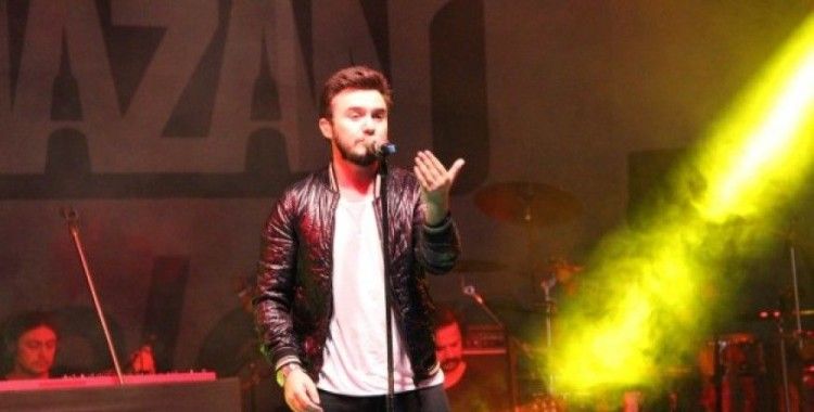 Mustafa Ceceli Beykoz’da konser verdi