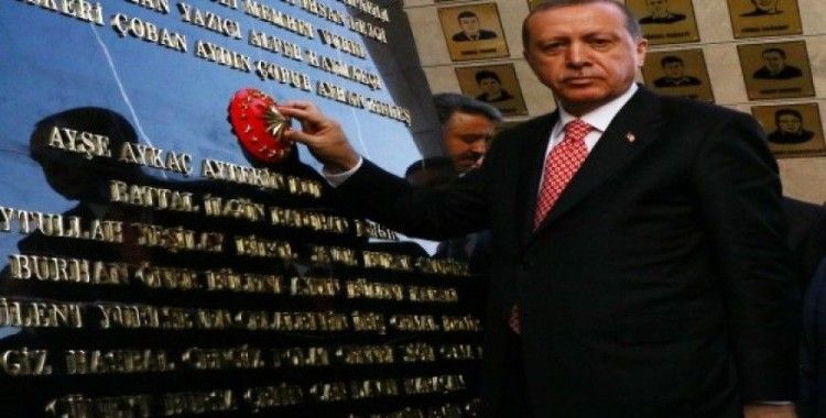 Erdoğan, Beştepe'deki Şehitler Abidesi'ni açtı