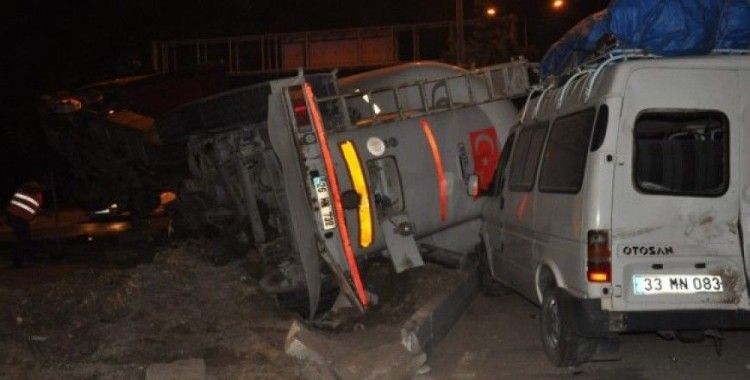 Eskişehir'de zincirleme kaza, 6'sı çocuk 19 yaralı