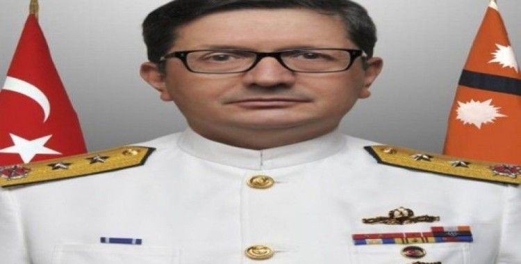 Koramiral Adnan Özbal kimdir