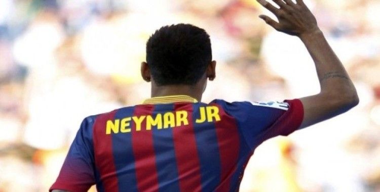 222 milyon Euro ödendi, Neymar Barcelona’dan ayrıldı