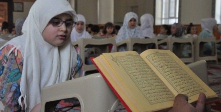 Suriyeli çocuklara Kur'an eğitimi