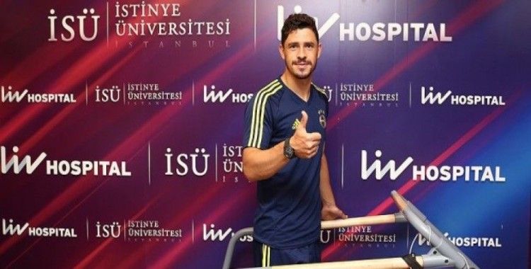 Fenerbahçe'de Giuliano sağlık kontrolünden geçirildi