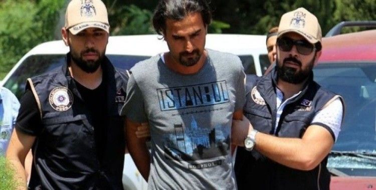Fetö'cü eski yarbay Ankara'ya götürüldü