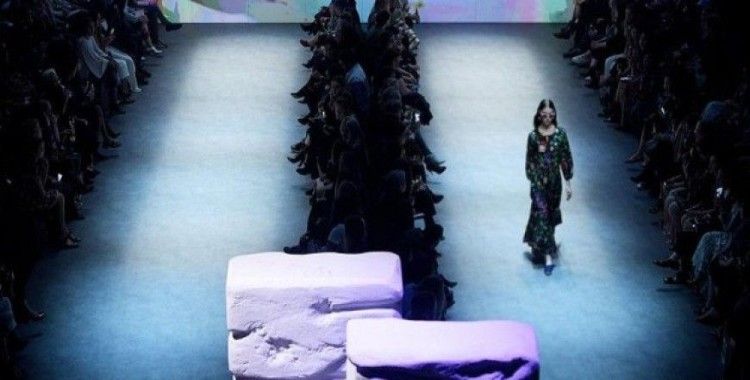 ​Fransız podyumunda 'sıfır beden' dönemi kapandı