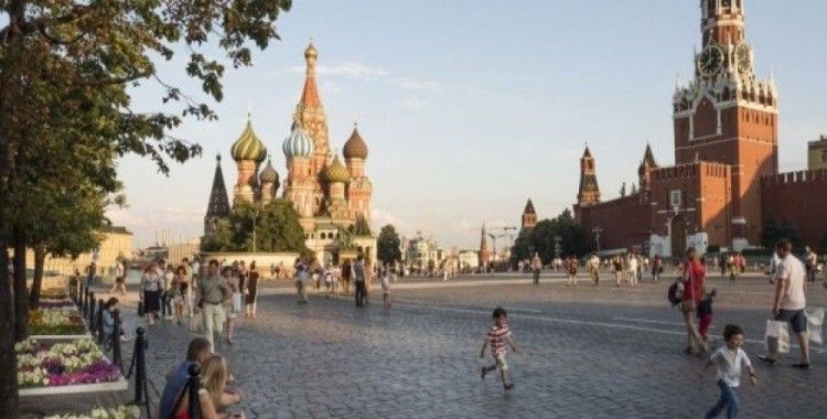 Moskova'da 10 bin kişi tahliye edildi