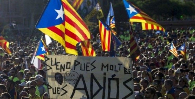 İspanya'dan Katalonya'ya 48 saat süre