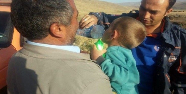 Kaybolan 3 yaşındaki çocuğu çobanlar buldu