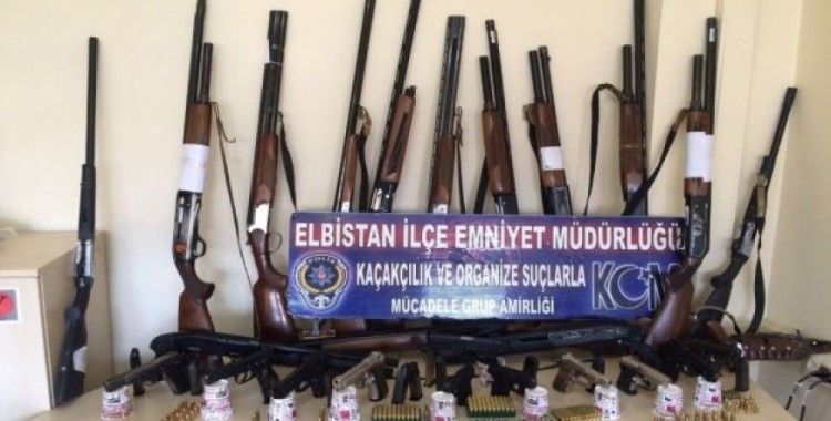 Kahramanmaraş'ta kaçak silah operasyonu, 26 gözaltı