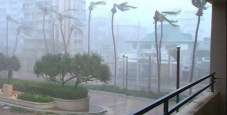 Maria Kasırgası Dominik’i vurdu, 15 ölü, 20 kayıp