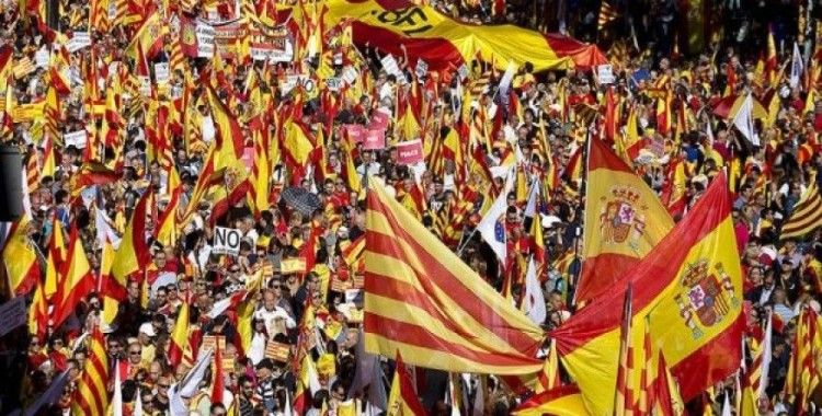 Katalonya'da 'tek taraflı bağımsızlık' ilanı beklentisi