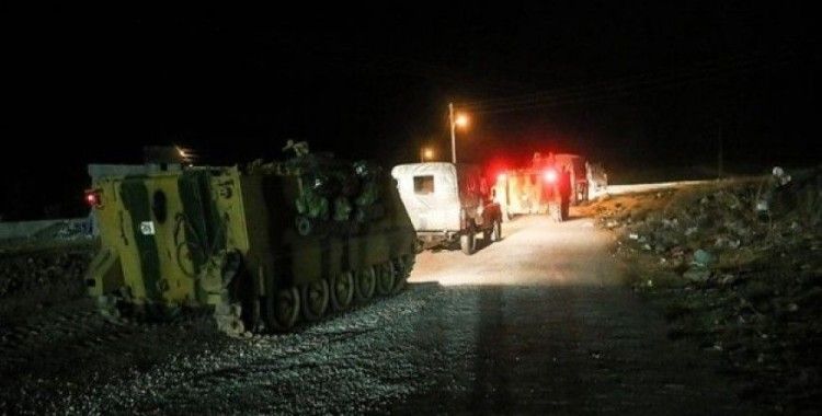 Askeri araçlar Reyhanlı sınırına konuşlandırıldı