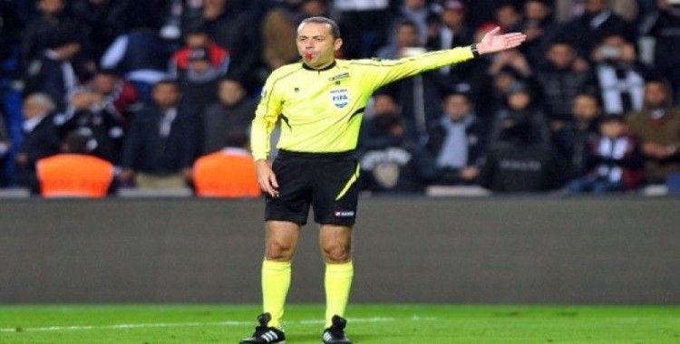 Cüneyt Çakır'ın 11. Galatasaray-Fenerbahçe maçı