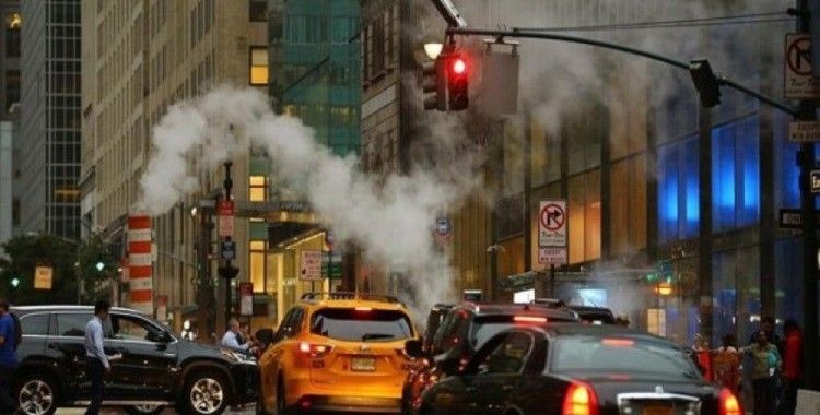 New York'u mazgallarından tüten buhar ısıtıyor