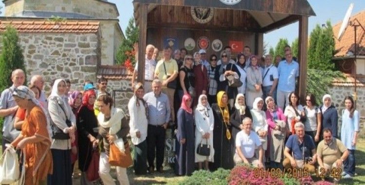 Sultan Murad Türbesi'ne yoğun ziyaretçi ilgisi