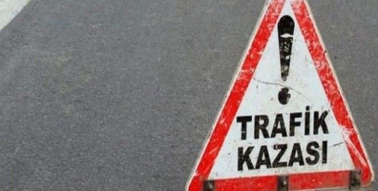 Antalya'da trafik kazası, 1 ölü, 2 yaralı