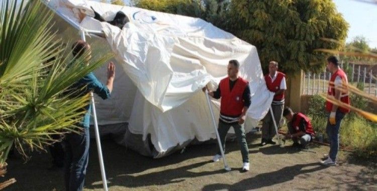 ​Türk Kızılayı'ndan Süleymaniye'deki depremzelere çadır yardımı