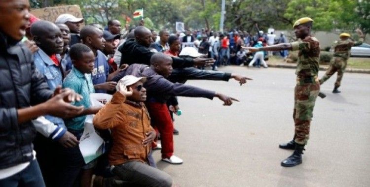 Zimbabve’de kriz devam ediyor