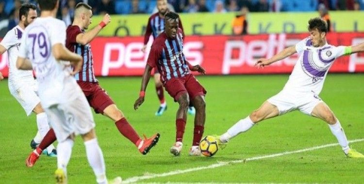 Trabzonspor 3 puana son dakikada uzandı