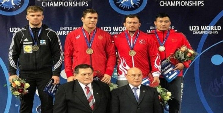 U23 Dünya Güreş Şampiyonası’nda 1 altın 2 bronz