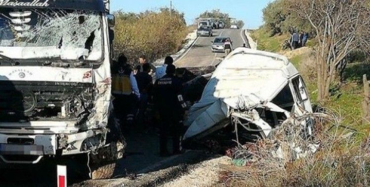Hatay’da feci kaza,10 ölü 6 yaralı