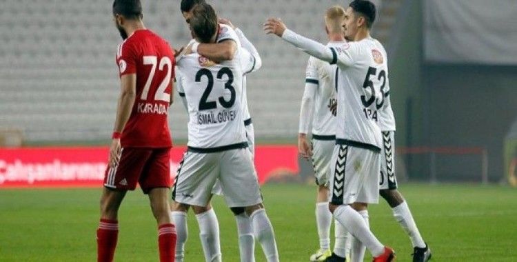 ​Atiker Konyaspor son 16 turuna yükseldi